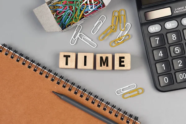 Time Concepto Palabra Bloques Madera Cubos Madera Con Letras Foto —  Fotos de Stock