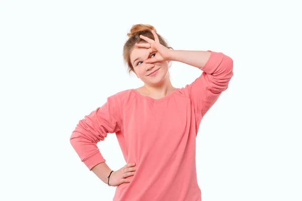Grappig Jong Meisje Roze Casual Sweatshirt Met Teken Oog Glimlach — Stockfoto
