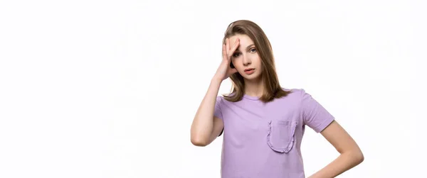 Beklaglig Ung Kvinna Begick Ett Misstag Flicka Slå Hand Huvud — Stockfoto
