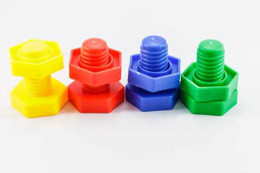 renkli plastik oyuncak