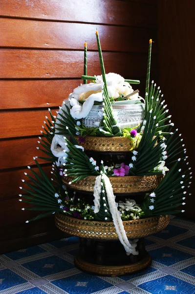 Tailandês arroz tradicional oferecendo pedestal — Fotografia de Stock