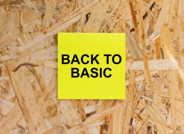 Ahşap zemin üzerinde 