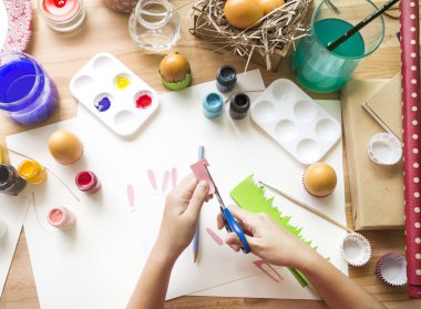 Paskalya yumurta Paskalya günü kavramı için boyama