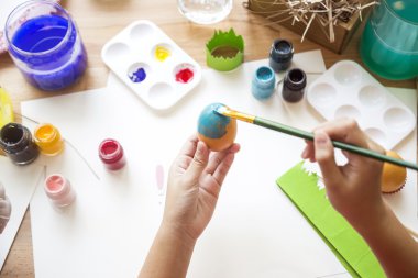 Paskalya yumurta Paskalya günü kavramı için boyama