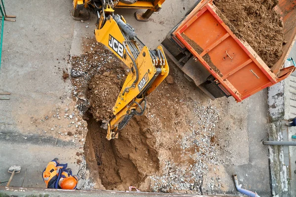 Izhevsk Rusia Mayo 2021 Cubo Excavadora Amarilla Moderna Cava Pozo — Foto de Stock