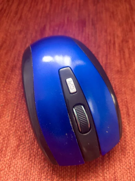 Fare, Küçük Mavi Kablosuz Fare