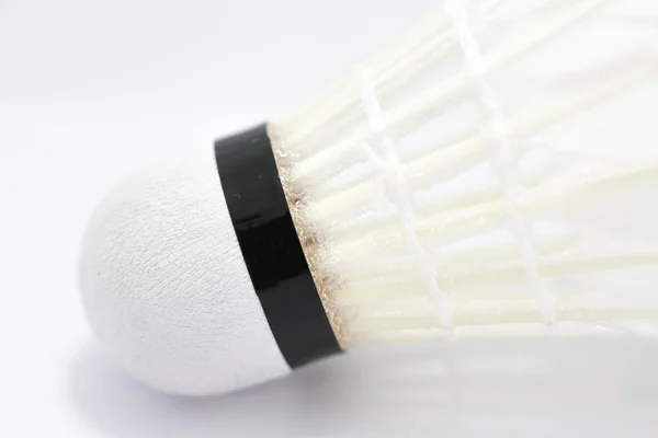 Bílá kuželka pro badminton — Stock fotografie