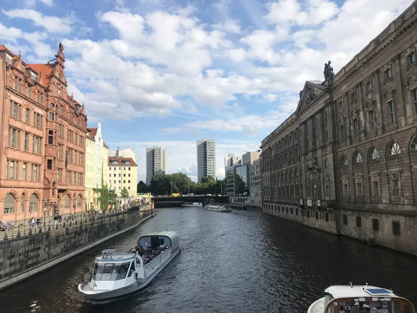 Річка Спрі Берліні Німеччина — стокове фото