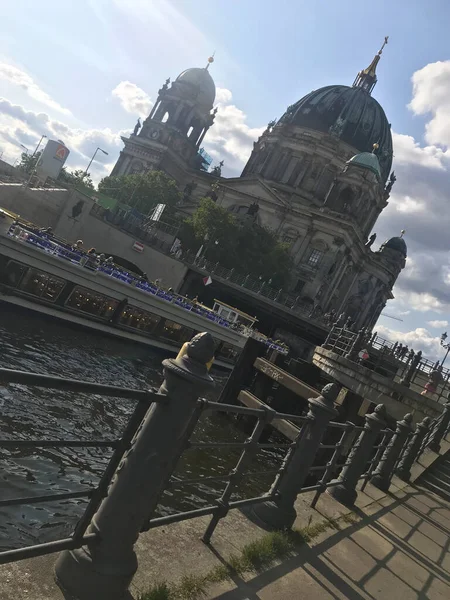 Floden Spree Berlin Tyskland — Stockfoto