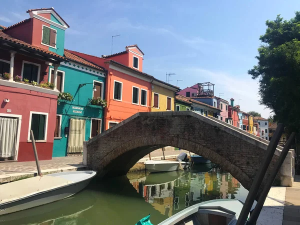 Burano Island Canal Colorful Houses Boats Venice Italy — Stock Photo, Image