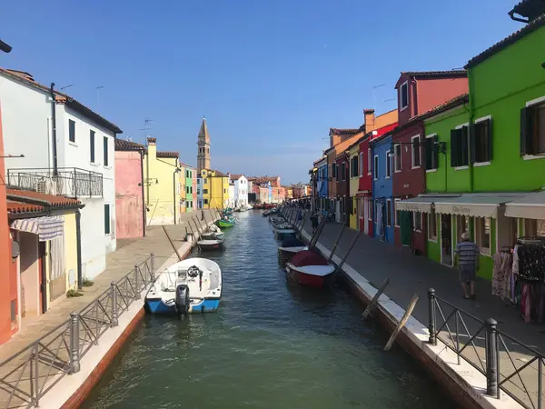 Burano Island Canal Colorful Houses Boats Venice Italy — Stock Photo, Image