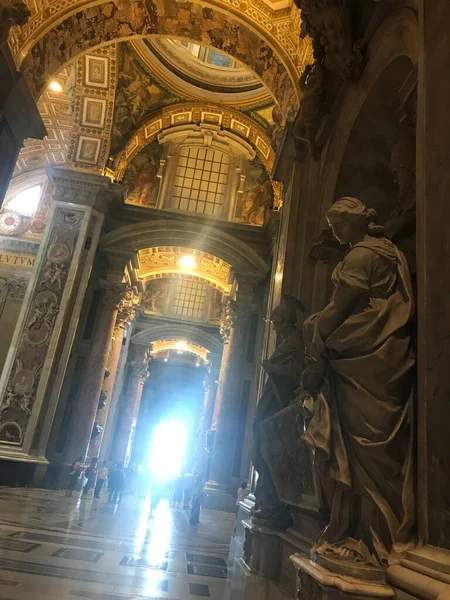 Peters Basilica Vatikaani Italia — kuvapankkivalokuva