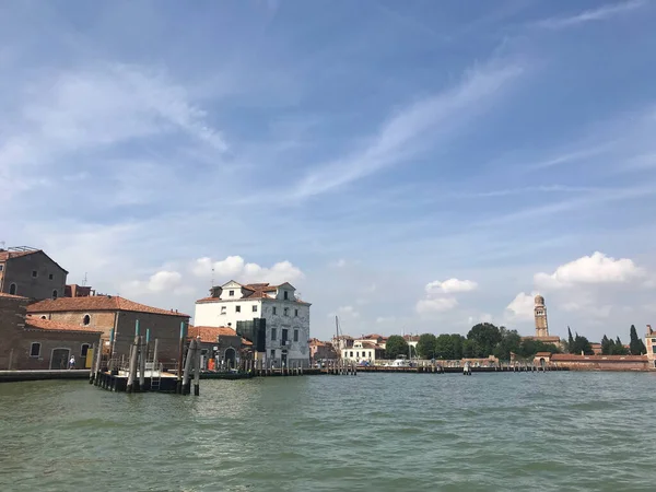 Venedik Talya Mavi Gökyüzü Ile Deniz Manzarası — Stok fotoğraf