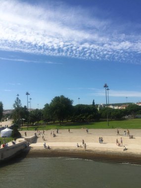 Portekiz, Lizbon 'daki Belem Kulesi yakınlarındaki Tagus Nehri