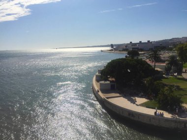 Portekiz, Lizbon 'daki Belem Kulesi yakınlarındaki Tagus Nehri