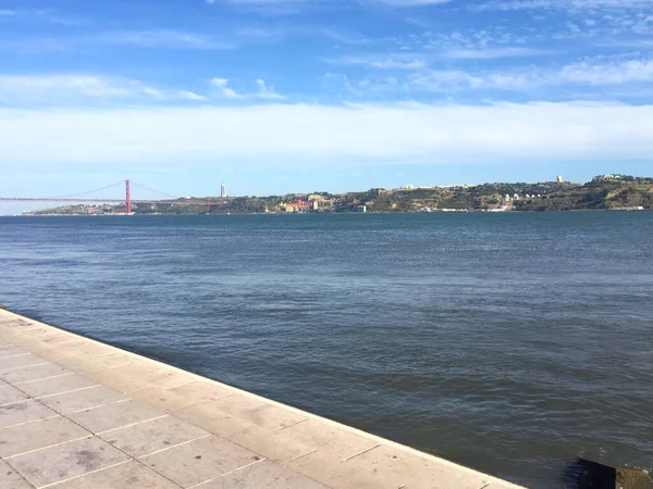 Tagus River Κοντά Στον Πύργο Belem Στη Λισαβόνα Πορτογαλία — Φωτογραφία Αρχείου