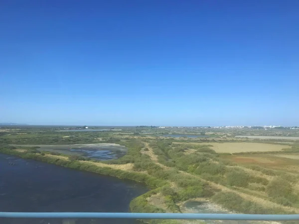 Landschaft Mit Feld Und Blauem Himmel Lissabon Der Hauptstadt Portugals — Stockfoto