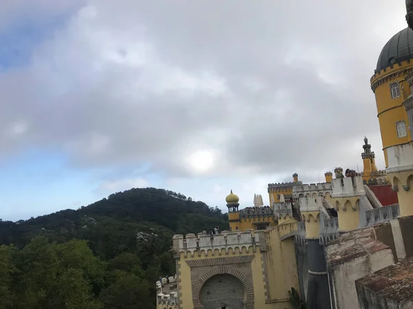 Sintra Lizbon Daki Pena Sarayı Manzarası — Stok fotoğraf