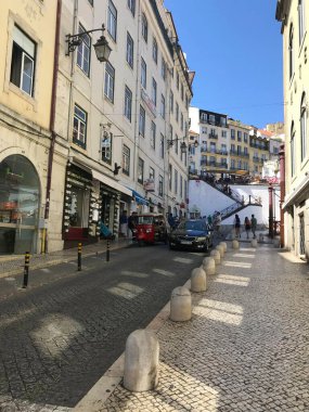 Lizbon şehir merkezindeki sokak Portekiz