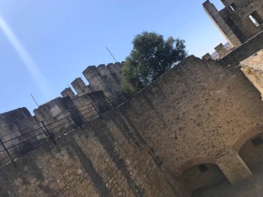 Sao Jorge (Aziz George) Şatosu, Castelo de Sao Jorge diğer adıyla Lizbon Portekiz