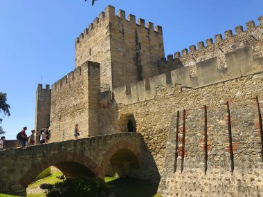 Sao Jorge (Aziz George) Şatosu, Castelo de Sao Jorge diğer adıyla Lizbon Portekiz