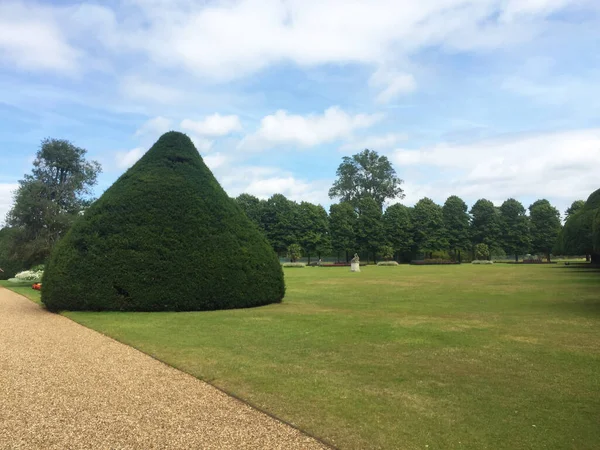 Garden Hampton Court Palace Richmond England Egyesült Királyság — Stock Fotó