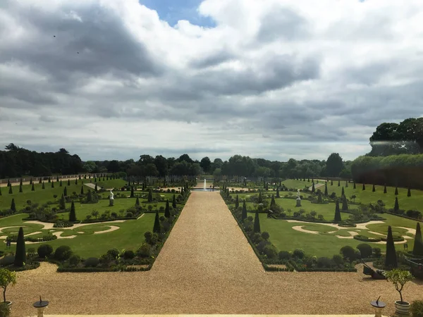 Garden Hampton Court Palace Richmond England Egyesült Királyság — Stock Fotó
