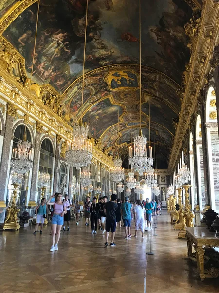 Hall Mirrors Στο Παλάτι Των Βερσαλλιών Γαλλία — Φωτογραφία Αρχείου