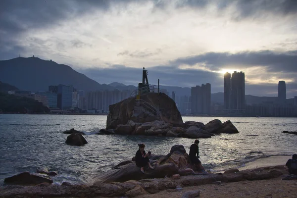 Yau Tong, Hong Kong -10 / 25 / 2020: balıkçı köyündeki deniz feneri, Lei Yue Mun, Kowloon