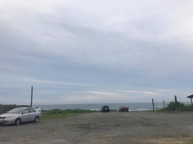 Shimen Bölgesi 'ndeki kumsal manzarası, New Taipei City, Tayvan