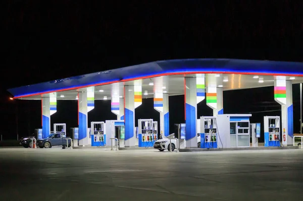 Benzinestation Nachts — Stockfoto