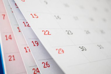 Takvim sayfası çevirme sayfası ofis masası arkaplan iş takvimi randevu planlama konseptini kapat