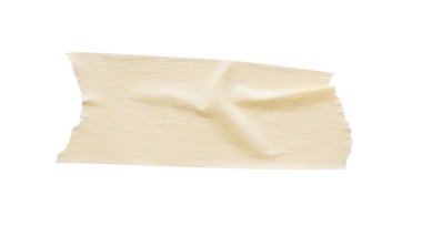 Sarı yapıştırıcı bant beyaz arkaplanda izole edilmiş.