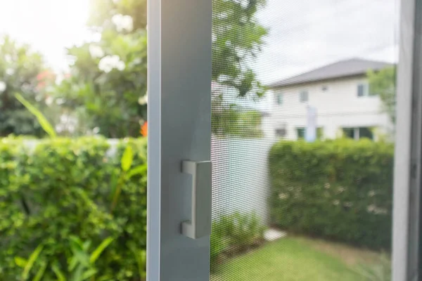 Moskitonetz Drahtgitter Hausfenster Schützt Vor Insekten — Stockfoto