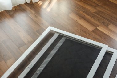 Sivrisinek ağı pencere koruması böceğe karşı