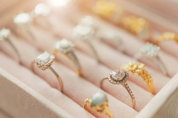 Κοσμήματα Διαμαντένια Δαχτυλίδια Κουτί — Φωτογραφία Αρχείου