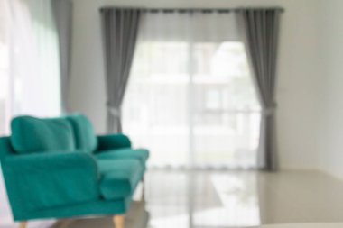 Oturma odasının içi bulanık.