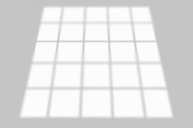 Beyaz duvar arkaplanındaki pencere gölgesi