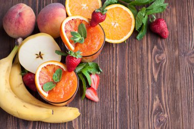 Yaz içeceği, meyve smoothies