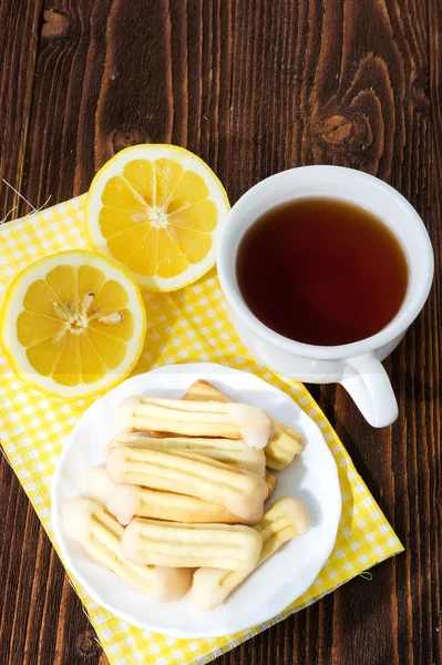 Házi citromos churros (ujj keksz) csésze tea — Stock Fotó