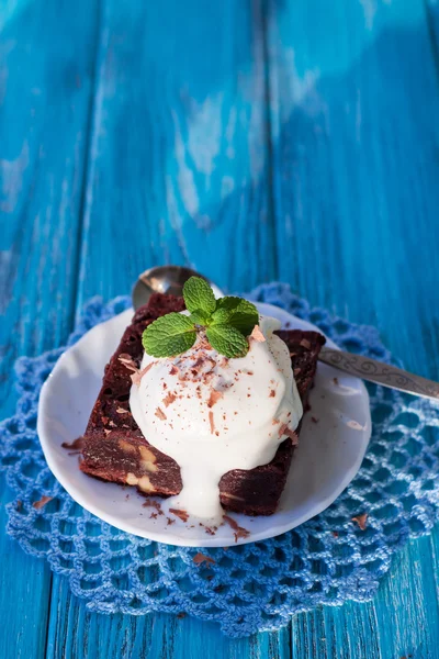 Pastel de brownie de nuez de chocolate — Foto de Stock