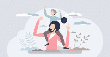 Sağlıklı çocuk ve mutlu çocuk babasının omuzlarında oturuyor. Küçük insan konsepti.