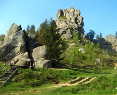 Modern devlet tarihi ve kültür rezervi tustan