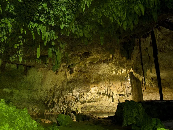 Cenote sotterraneo in Messico — Foto Stock