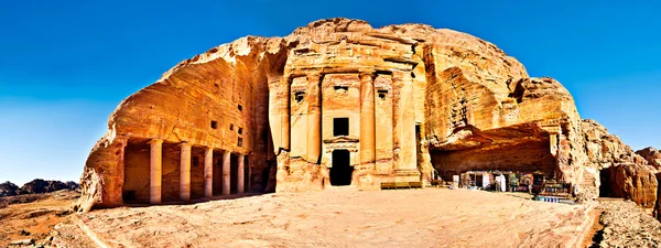 Grób urn Petra Jordan — Zdjęcie stockowe