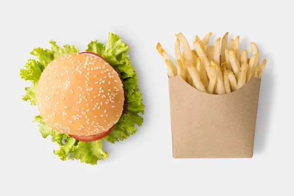 Konzept der Mock-up-Burger und Pommes auf weißem Hintergrund. — Stockfoto