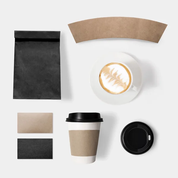 Concepto de diseño de papel maqueta, bolsa, café, tapa y taza de café — Foto de Stock