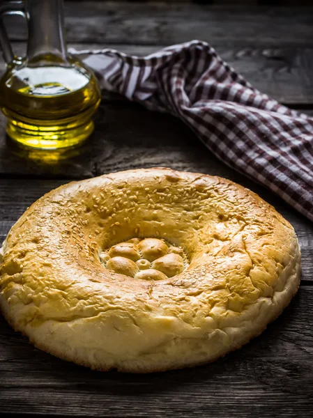 Doğu düz ekmek koyu ahşap tablo.  