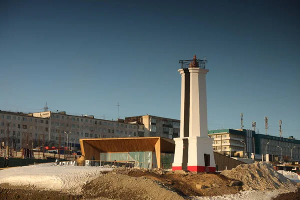 High White Lighthouse Snow Covered Shore Blue Sky Magadan Nagaev — Stock Photo, Image