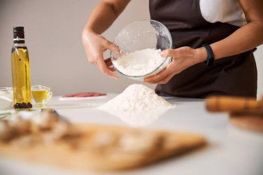 Biraz ev pastası yapma zamanı.